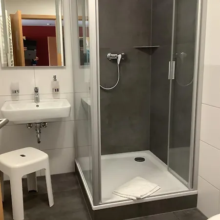 Scherzer 招待所 3*